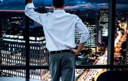 COMO VIRAR O JOGO E SER CHEFE ANTES DOS 40 ANOS